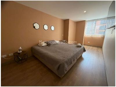 Apartamento de 2 alcobas en venta en El Poblado, Medellín, 79 m² · foto 5 de 20
