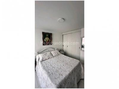 Apartamento de 2 alcobas en venta en Laureles, Medellín, 90 m² · foto 5 de 15