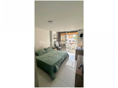 Apartamento de 2 alcobas en venta en Laureles, Medellín, 90 m² · foto 8 de 15