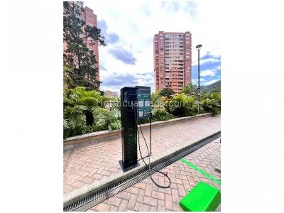 Apartamento de 4 alcobas en venta en El Poblado, Medellín, 238 m² · foto 5 de 20