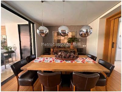 Apartamento de 4 alcobas en venta en El Poblado, Medellín, 238 m² · foto 14 de 20