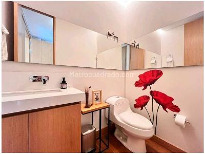 Apartamento de 4 alcobas en venta en El Poblado, Medellín, 238 m² · foto 20 de 20