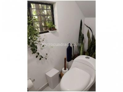 Casa de 4 alcobas en venta en Loma De Las Brujas, Envigado, 140 m² · foto 18 de 20