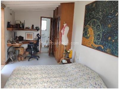 Casa de 4 alcobas en venta en Loma De Las Brujas, Envigado, 140 m² · foto 19 de 20