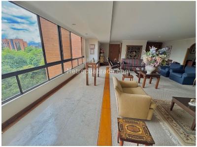 Apartamento de 4 alcobas en venta en El Poblado, Medellín, 227 m² · foto 5 de 20
