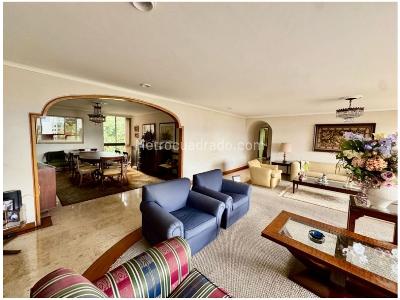 Apartamento de 4 alcobas en venta en El Poblado, Medellín, 227 m² · foto 6 de 20