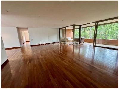 Apartamento de 3 alcobas en venta en El Poblado, Medellín, 245 m² · foto 3 de 20