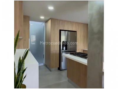 Casa de 3 alcobas en venta en Loma Del Chocho, Envigado, 246 m² · foto 5 de 17