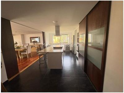 Apartamento de 4 alcobas en venta en El Poblado, Medellín, 280 m² · foto 6 de 17