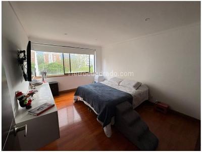 Apartamento de 4 alcobas en venta en El Poblado, Medellín, 280 m² · foto 10 de 17