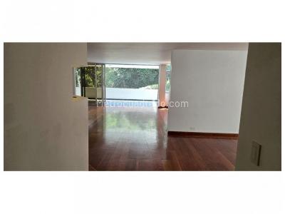 Apartamento de 3 alcobas en venta en El Poblado, Medellín, 230 m² · foto 9 de 20