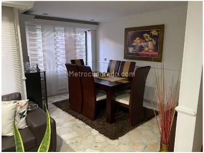 Apartamento de 4 alcobas en venta en Laureles, Medellín, 144 m² · foto 3 de 20