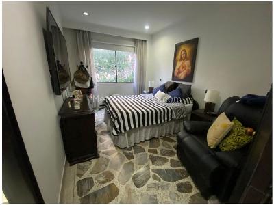 Apartamento de 4 alcobas en venta en Laureles, Medellín, 144 m² · foto 11 de 20