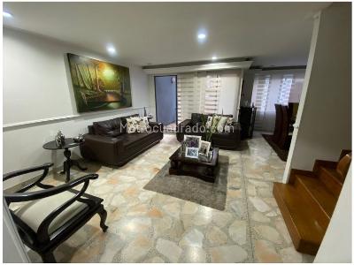 Apartamento de 4 alcobas en venta en Laureles, Medellín, 144 m² · foto 15 de 20