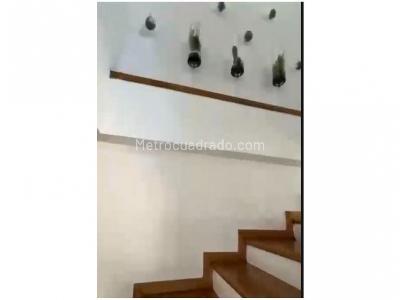 Apartamento de 3 alcobas en venta en La Mota, Medellín, 171 m² · foto 10 de 20