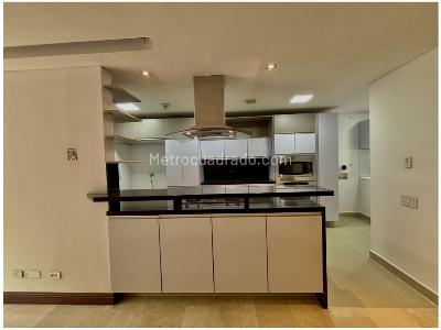 Casa de 3 alcobas en venta en Transversal Intermedia, Envigado, 233 m² · foto 6 de 20