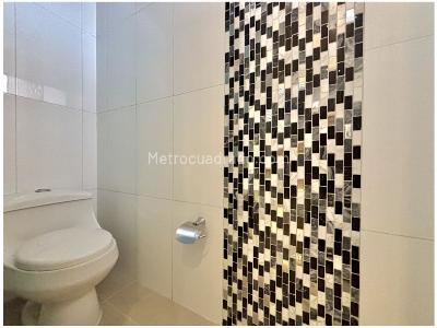Casa de 3 alcobas en venta en Transversal Intermedia, Envigado, 233 m² · foto 12 de 20