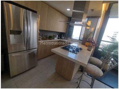 Apartamento de 3 alcobas en venta en El Poblado, Medellín, 87 m² · foto 4 de 20
