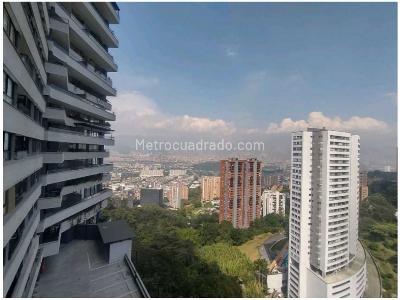 Apartamento de 3 alcobas en venta en El Poblado, Medellín, 87 m² · foto 13 de 20