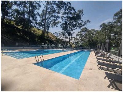 Apartamento de 3 alcobas en venta en El Poblado, Medellín, 87 m² · foto 14 de 20