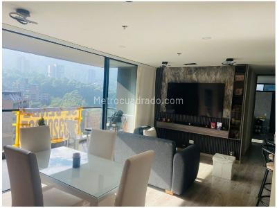 Apartamento de 2 alcobas en venta en El Poblado, Medellín, 79 m² · foto 4 de 9