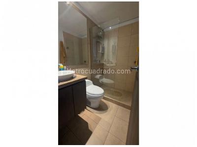 Apartamento de 2 alcobas en venta en El Poblado, Medellín, 116 m² · foto 13 de 17