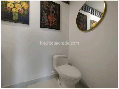 Apartamento de 2 alcobas en venta en El Poblado, Medellín, 89 m² · foto 13 de 20