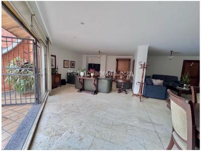 Apartamento de 3 alcobas en venta en El Poblado, Medellín, 179 m² · foto 4 de 20