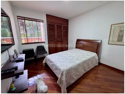 Apartamento de 3 alcobas en venta en El Poblado, Medellín, 179 m² · foto 19 de 20