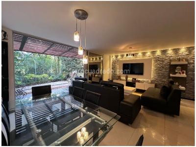 Casa de 3 alcobas en venta en Montesori, Envigado, 226 m² · foto 7 de 18
