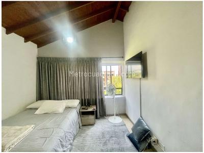 Apartamento de 5 alcobas en venta en El Poblado, Medellín, 150 m² · foto 18 de 20