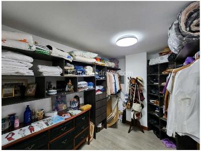 Apartamento en venta en El Poblado, Medellín · foto 8 de 18
