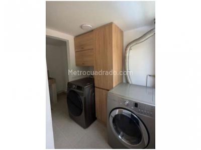 Casa de 4 alcobas en venta en Transversal Intermedia, Envigado, 217 m² · foto 4 de 20