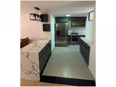 Casa de 4 alcobas en venta en Transversal Intermedia, Envigado, 217 m² · foto 5 de 20