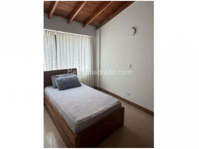 Casa de 4 alcobas en venta en Transversal Intermedia, Envigado, 217 m² · foto 13 de 20