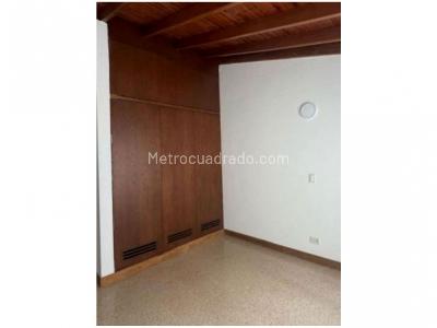 Casa de 4 alcobas en venta en Transversal Intermedia, Envigado, 217 m² · foto 15 de 20