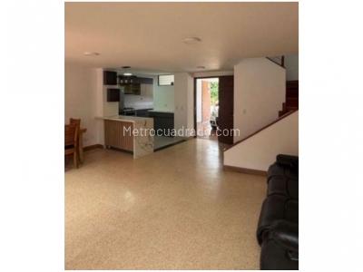 Casa de 4 alcobas en venta en Transversal Intermedia, Envigado, 217 m² · foto 20 de 20