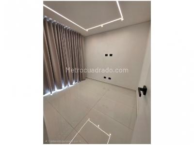 Casa de 3 alcobas en venta en El Poblado, Medellín, 229 m² · foto 18 de 18