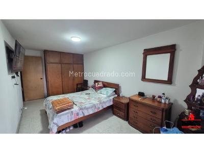 Casa en venta en Itagui, Itagüí · foto 8 de 17