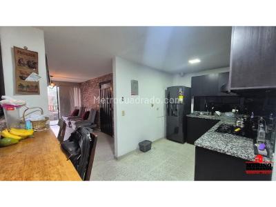 Casa en venta en Itagui, Itagüí · foto 11 de 17