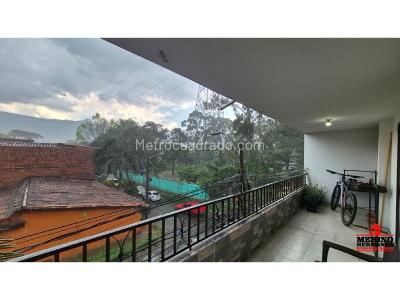 Casa en venta en Itagui, Itagüí · foto 13 de 17