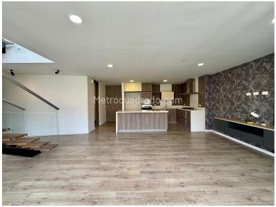 Apartamento en venta en Loma De Las Brujas, Envigado · foto 2 de 20