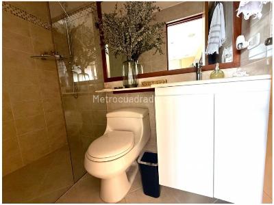 Apartamento de 3 alcobas en venta en Las Santas, Medellín, 110 m² · foto 16 de 20
