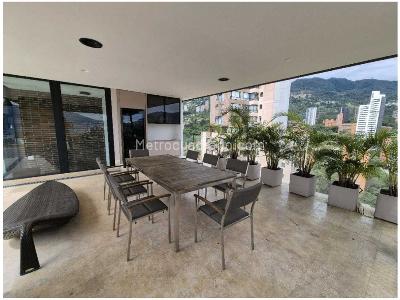 Apartamento de 2 alcobas en venta en El Poblado, Medellín, 355 m² · foto 7 de 20