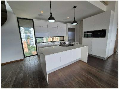 Apartamento de 2 alcobas en venta en El Poblado, Medellín, 355 m² · foto 11 de 20