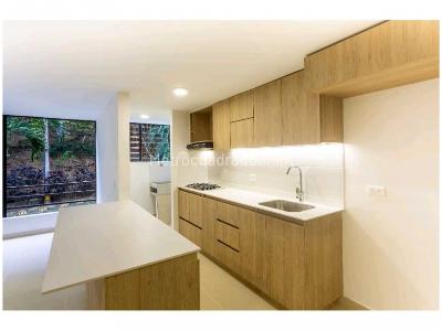 Apartamento en venta en El Poblado, Medellín · foto 5 de 17
