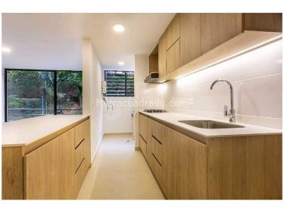 Apartamento en venta en El Poblado, Medellín · foto 6 de 17
