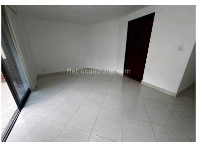 Apartamento de 3 alcobas en venta en Laureles, Medellín, 126 m² · foto 4 de 10