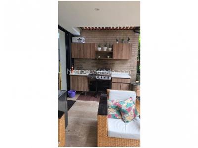 Casa de 4 alcobas en venta en El Escobero, Envigado, 224 m² · foto 9 de 20
