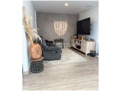 Casa de 3 alcobas en venta en Loma El Atravesado, Envigado, 270 m² · foto 4 de 20